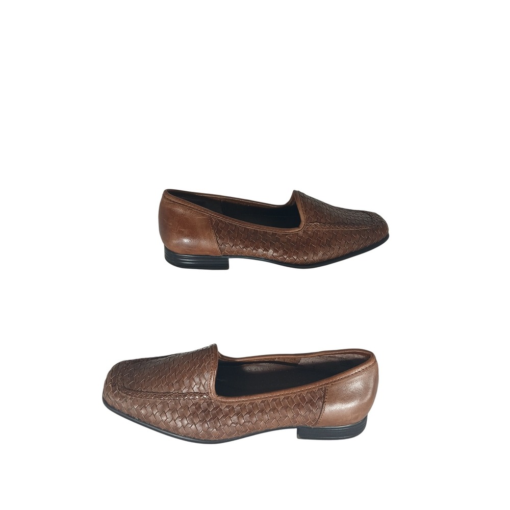 St. John's Bay Loafers 6.5M Brown Woven Leather Square Toe Flats Classic Preppy